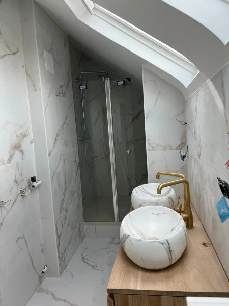 Aménagement de salle de bain à VILLEMOMBLE
 